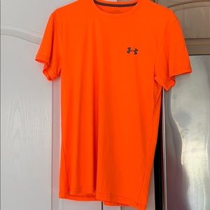 Men’s Underarmour Shirt